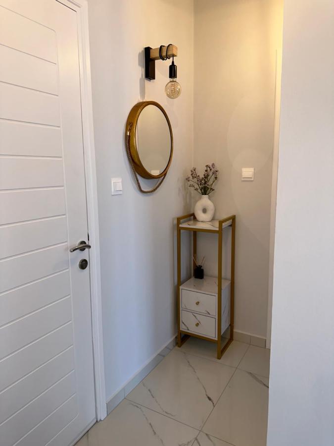 Sea View Apartment Near The Beach Pafos Dış mekan fotoğraf