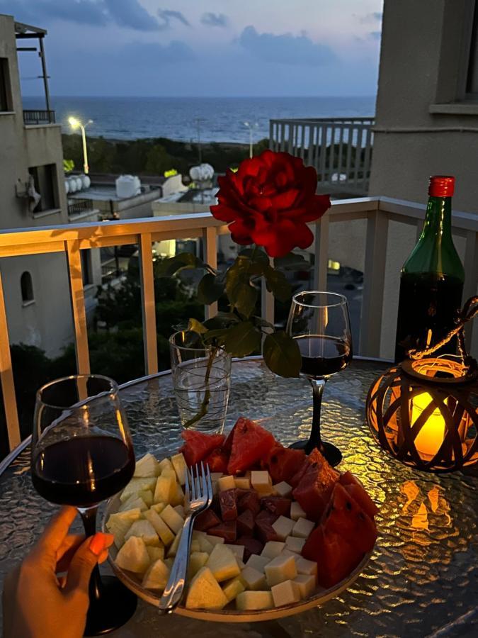 Sea View Apartment Near The Beach Pafos Dış mekan fotoğraf