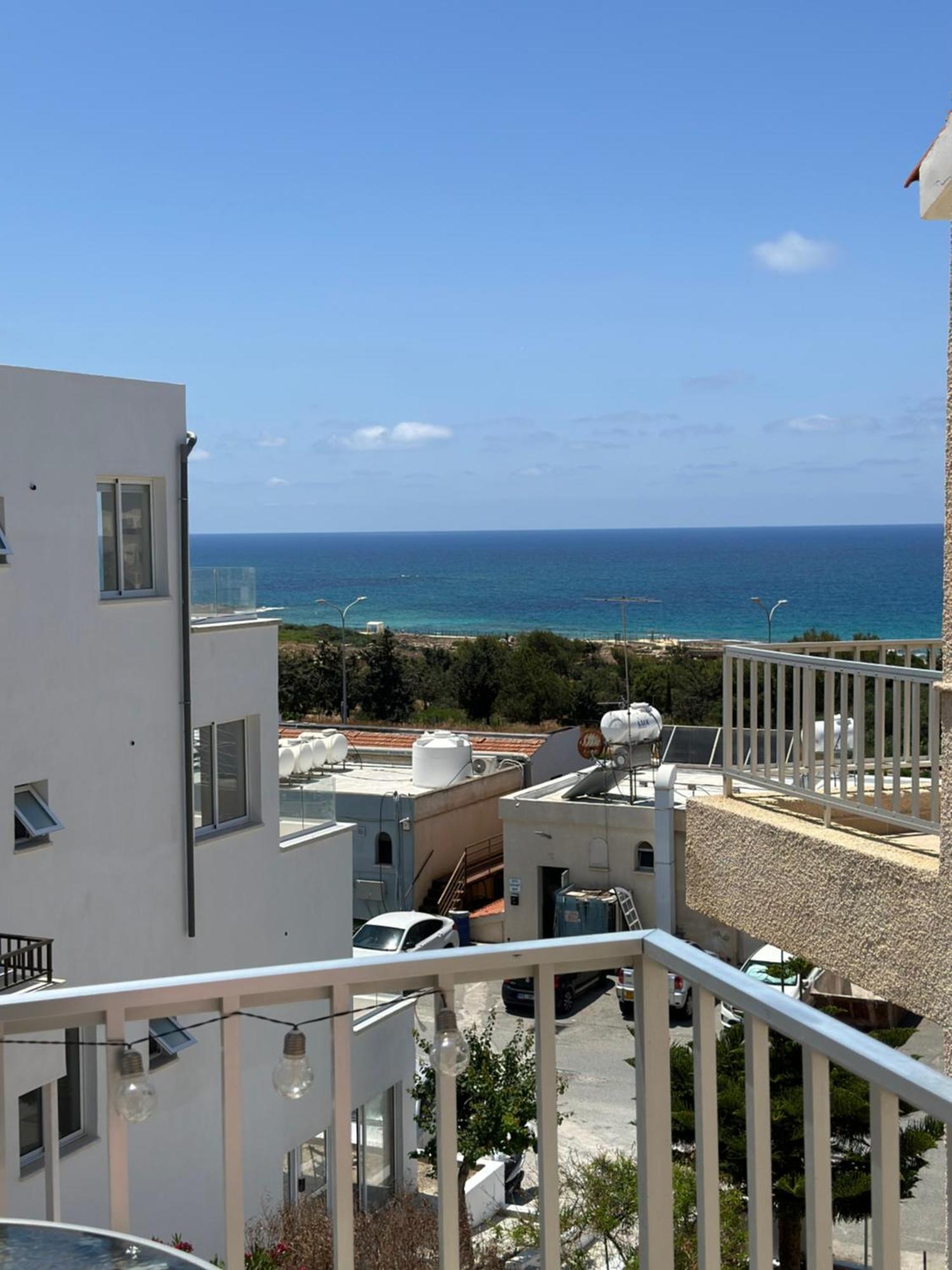 Sea View Apartment Near The Beach Pafos Dış mekan fotoğraf